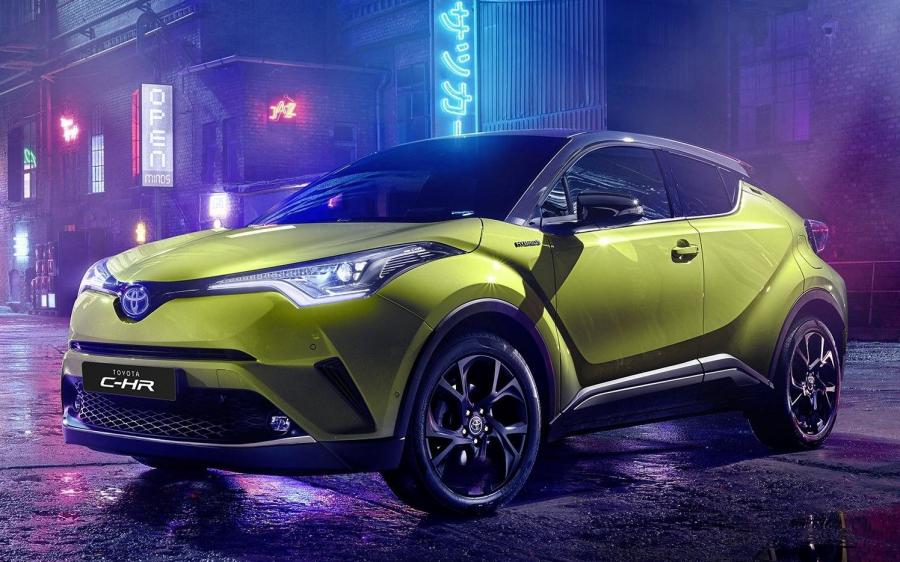 Toyota C-HR Neon Lime powered by JBL '2019